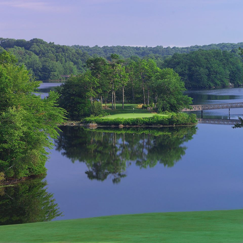 Tee Off at Connecticut’s Top Public Golf Courses CTvisit
